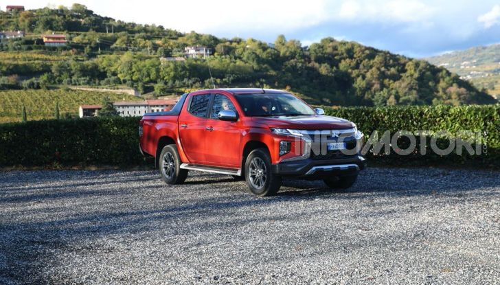 [VIDEO] Prova nuova Mitsubishi L200: il pickup veste da SUV per il 2020 - Foto 23 di 41