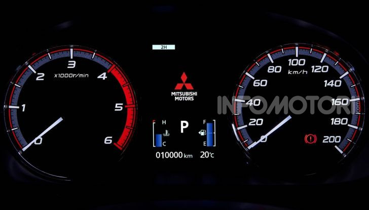 [VIDEO] Prova nuova Mitsubishi L200: il pickup veste da SUV per il 2020 - Foto 31 di 41