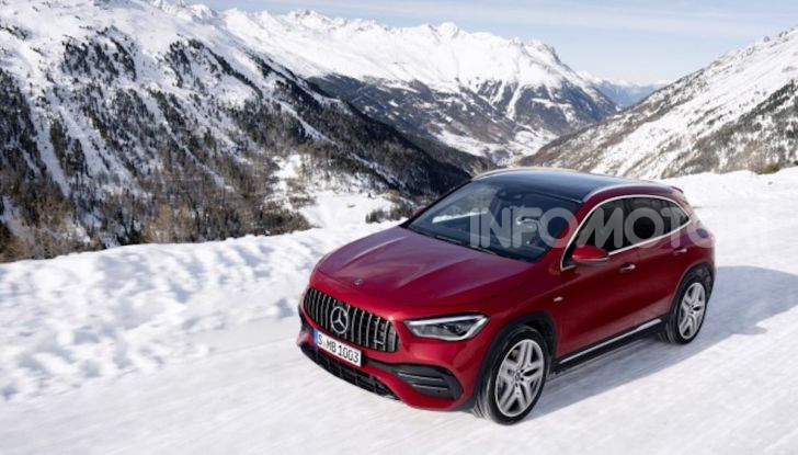 Nuovo Mercedes-AMG GLA 35 4MATIC: prestazioni senza rinunciare al comfort - Foto 9 di 11