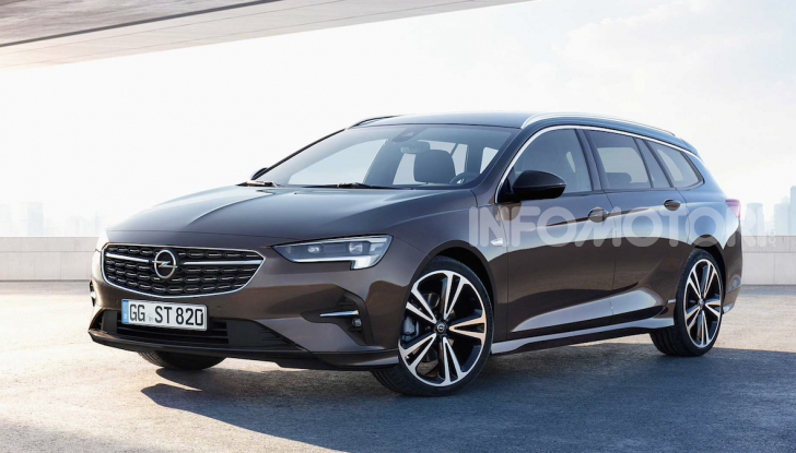 Opel Insignia: più tecnologica dopo il restyling - Foto 4 di 7
