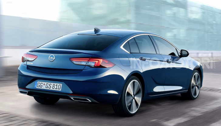 Opel Insignia: più tecnologica dopo il restyling - Foto 5 di 7