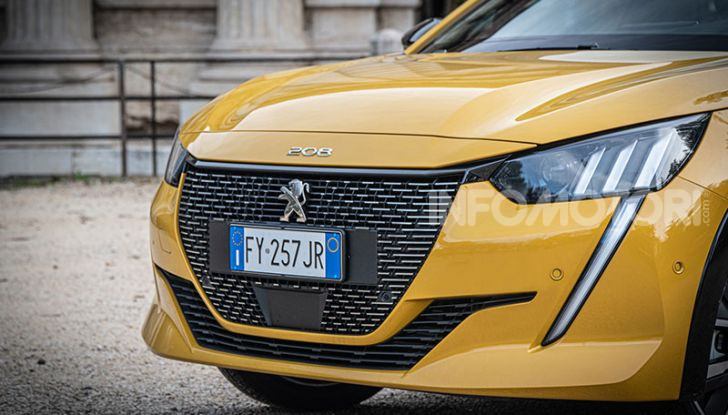 [VIDEO] Prova nuova Peugeot 208 GT Line 2020: la più bella del reame! - Foto 25 di 26