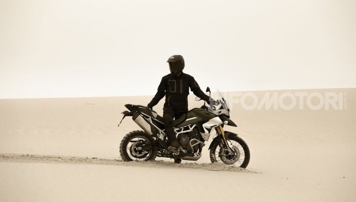 Triumph Tiger 900 si rinnova e si migliora - Foto 10 di 12
