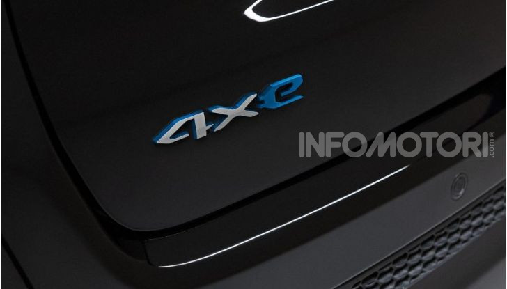 Jeep Renegade e Compass ibride plug-in 4xe “First Edition” - Foto 16 di 19