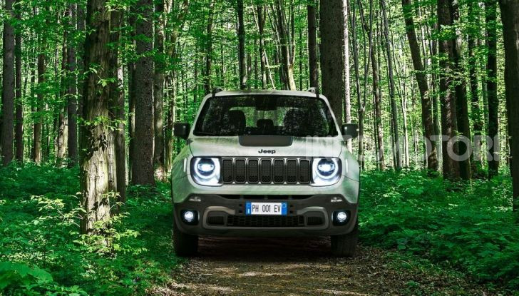 Jeep Renegade e Compass ibride plug-in 4xe “First Edition” - Foto 2 di 19