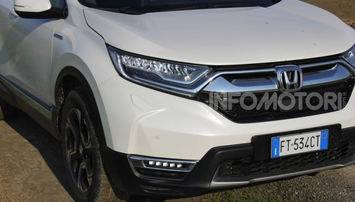 Prova nuovo Honda CR-V: il SUV compatto re dei consumi - Foto 3 di 30