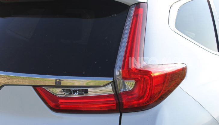 Prova nuovo Honda CR-V: il SUV compatto re dei consumi - Foto 8 di 30