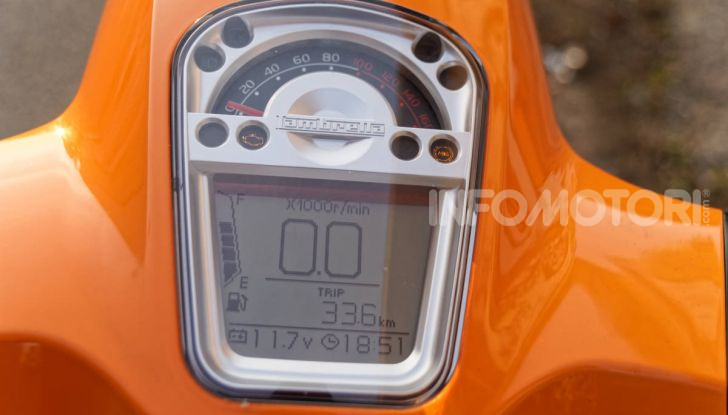 Prova Lambretta V 200 Special, il Lambro torna a scorrere su due ruote - Foto 18 di 25