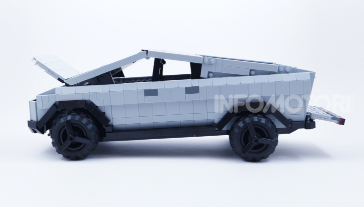 Tesla Cybertruck Lego