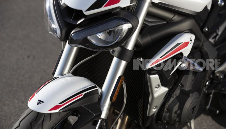 Il 2020 di Triumph si apre col lancio della nuova Street Triple S - Foto 3 di 35
