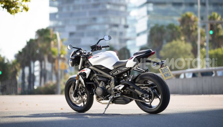 Il 2020 di Triumph si apre col lancio della nuova Street Triple S - Foto 33 di 35