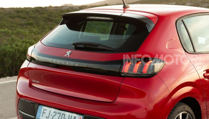 Peugeot 208 Allure Navi Pack