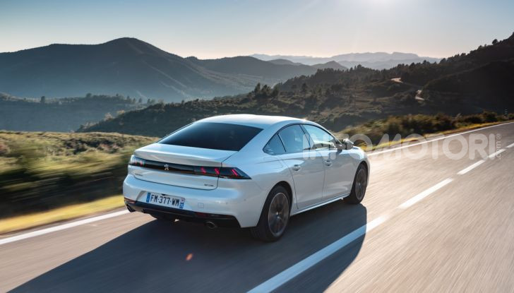 [VIDEO] La prova su strada di tutta la gamma Plug-In Hybrid di Peugeot - Foto 11 di 32