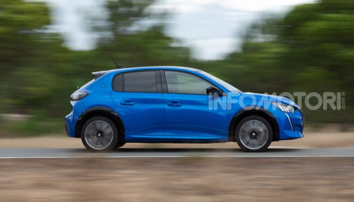 [VIDEO] La prova su strada di tutta la gamma Plug-In Hybrid di Peugeot - Foto 25 di 32