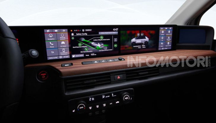 [VIDEO] Prova nuova Honda E: la citycar elettrica tutto divertimento! - Foto 11 di 14