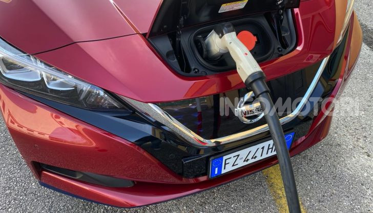 Nissan Leaf e+ 62 kWh prova su strada: prestazioni, autonomia e prezzi - Foto 6 di 37