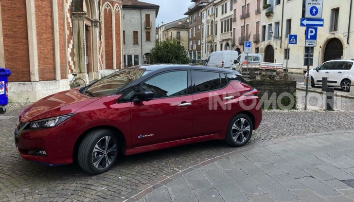 Nissan Leaf e+ 62 kWh prova su strada: prestazioni, autonomia e prezzi - Foto 23 di 37