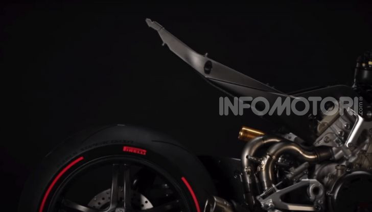 Ducati Superleggera V4: numeri da record per una moto da sogno - Foto 10 di 13
