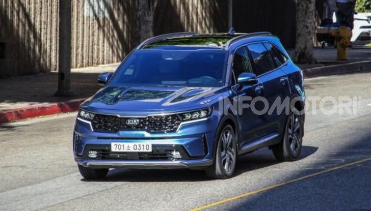 Nuova KIA Sorento 2020, spazio allo stile con ibrido ed AWD - Foto 3 di 5