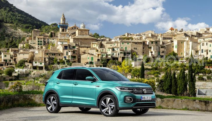 Volkswagen Trailer Cavalli Roma