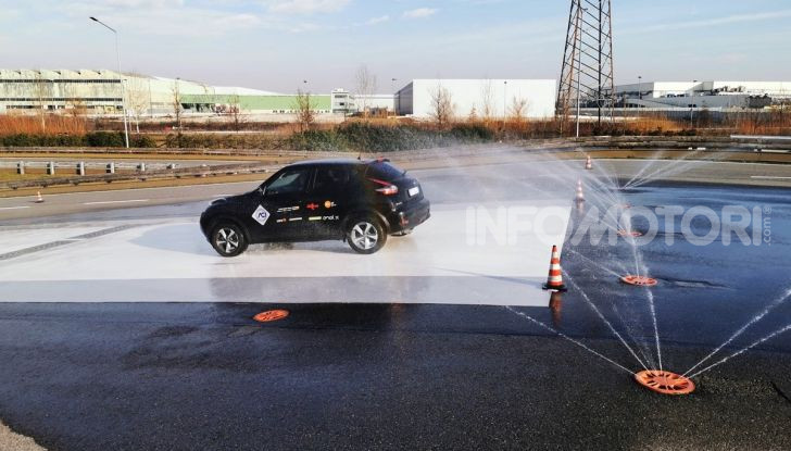 Guida sicura: le regole che è bene ricordare per evitare incidenti - Foto 18 di 25