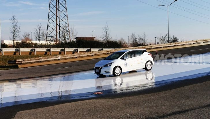 Guida sicura: le regole che è bene ricordare per evitare incidenti - Foto 10 di 25