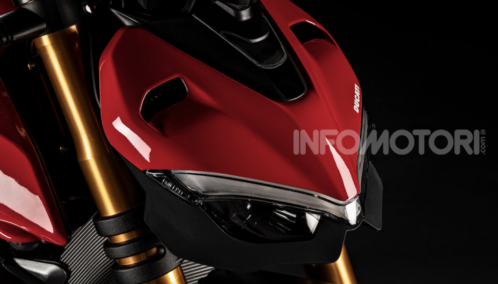 Ducati Streetfighter V4, la power naked dalla doppia personalità - Foto 12 di 16