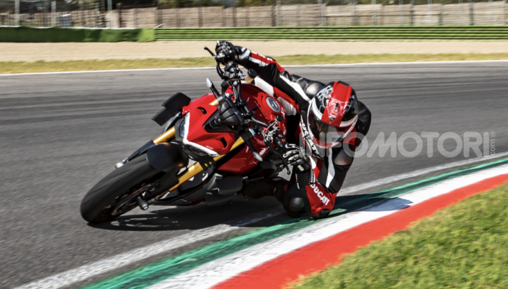 Ducati Streetfighter V4, la power naked dalla doppia personalità - Foto 6 di 16