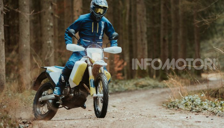 La nuova Husqvarna 701 Enduro LR arriva nei concessionari - Foto 10 di 10