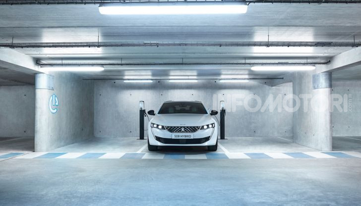 Peugeot 508 Hybrid e 508 SW Hybrid: prestazioni a zero emissioni - Foto 3 di 7
