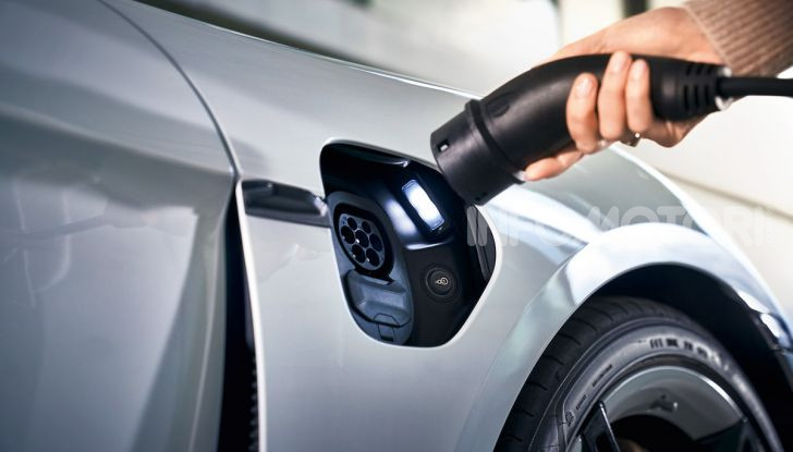Porsche Destination Charging: il sistema di ricarica gratis per i clienti del marchio tedesco - Foto 2 di 3