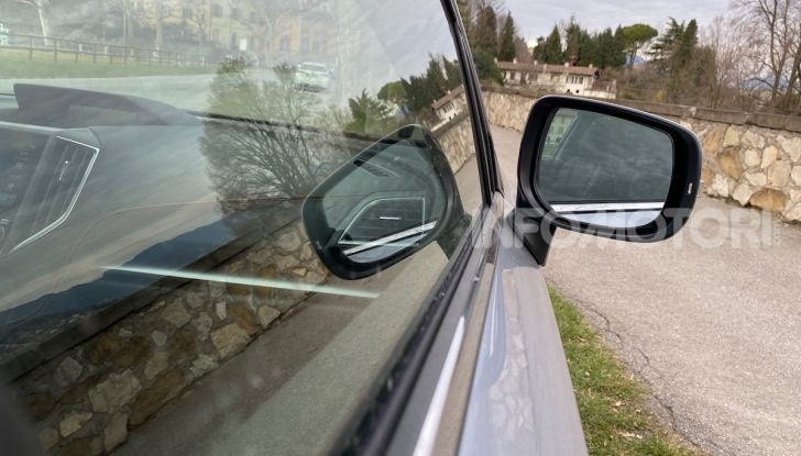 Prova su strada Subaru XV e-Boxer: il crossover compatto - Foto 18 di 32