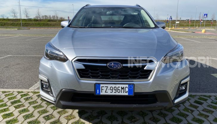 Prova su strada Subaru XV e-Boxer: il crossover compatto - Foto 3 di 32
