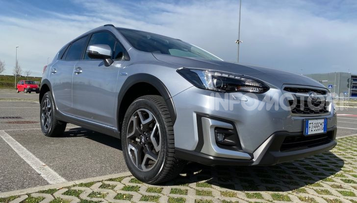 Prova su strada Subaru XV e-Boxer: il crossover compatto - Foto 4 di 32