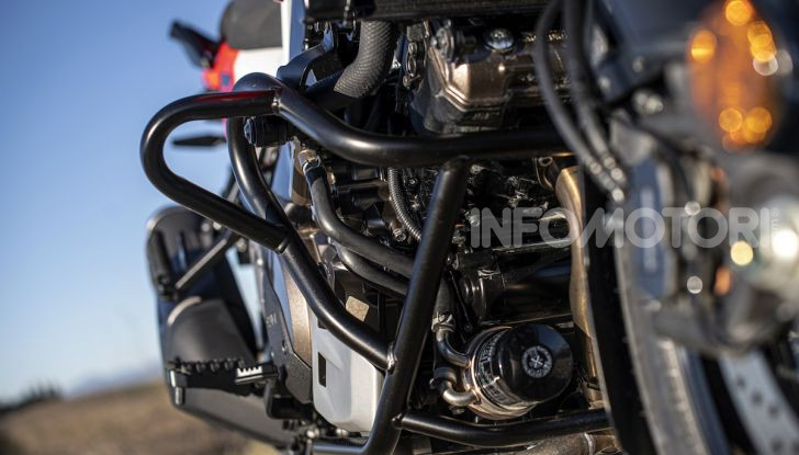 Test Ride Suzuki V-Strom 1050XT: la crossover che ama l’asfalto e non disdegna l’off-road - Foto 39 di 42