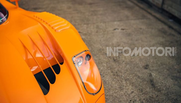 Maserati MC12 Corsa: in vendita uno dei soli 12 esemplari costruiti - Foto 17 di 18