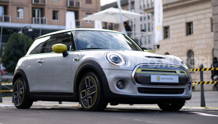 La Mini Cooper SE: autonomia, versioni e prezzo - Foto 2 di 7