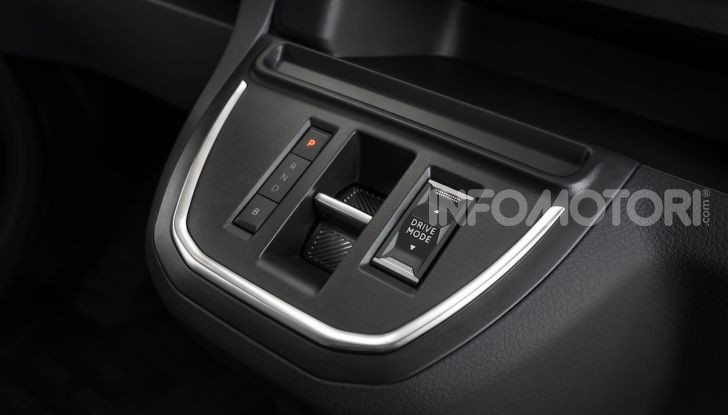 Opel Vivaro-e: il van elettrico con grande autonomia e capacità di carico - Foto 10 di 14