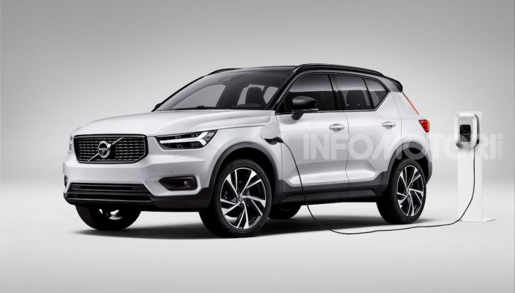 Volvo XC40 Recharge T5 Plug-in Hybrid: motori e prezzi - Foto 8 di 21