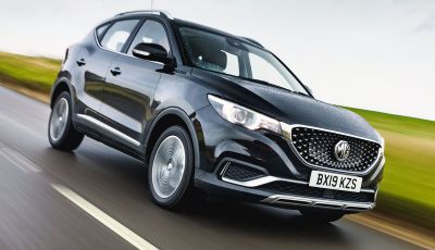 MG torna in Italia con il crossover ZS 100% elettrico