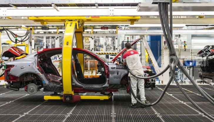 Coronavirus, la fabbrica diventa smart factory grazie a CPM - Foto 3 di 9