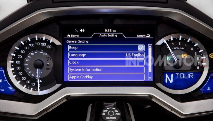 Honda GL1800 Gold Wing 2020: Android Auto affianca il sistema Apple Car Play - Foto 11 di 19