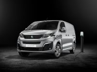 Peugeot e-Expert: elettrico, capiente e potente