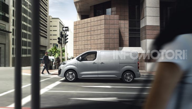 Peugeot e-Expert: elettrico, capiente e potente - Foto 15 di 21