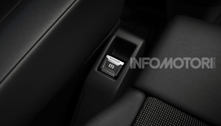 Peugeot e-Expert: elettrico, capiente e potente - Foto 20 di 21