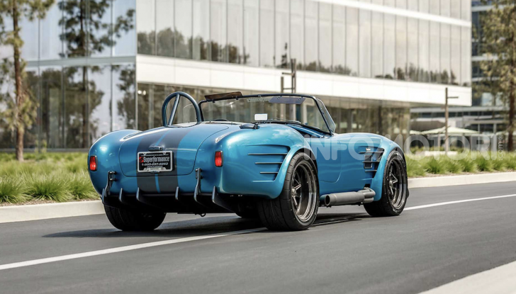 Nuova Shelby Cobra, replica ufficiale di Superperformance - Foto 4 di 11