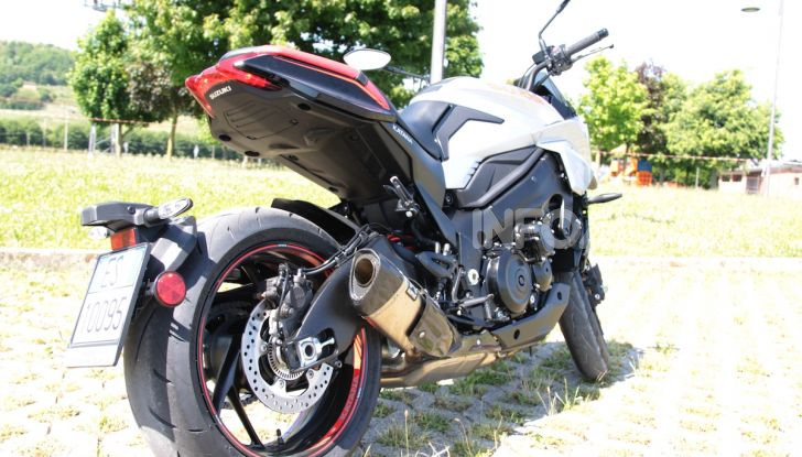 Test ride Suzuki Katana Jindachi: la naked che unisce potenza ed eleganza - Foto 2 di 40