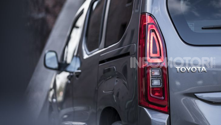Toyota Proace City: due versioni e quattro motorizzazioni per un uso a 360° - Foto 12 di 36
