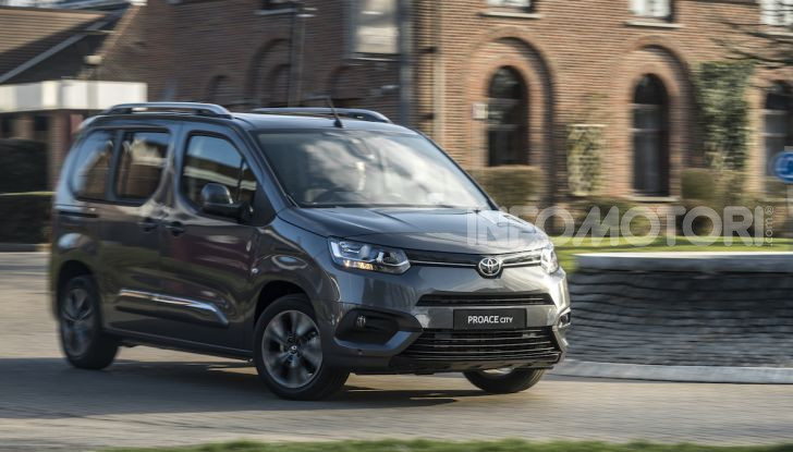 Toyota Proace City: due versioni e quattro motorizzazioni per un uso a 360° - Foto 24 di 36