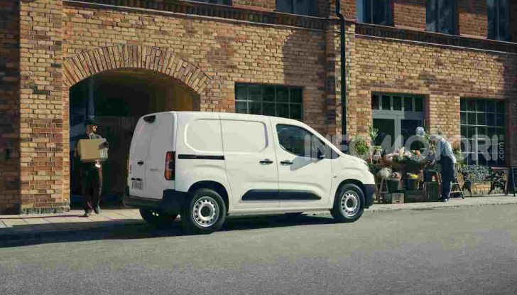 Toyota Proace City: due versioni e quattro motorizzazioni per un uso a 360° - Foto 31 di 36